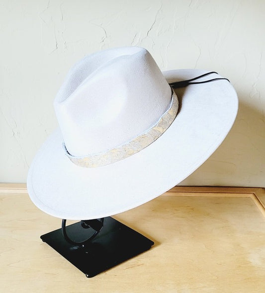 Cream & Gold Metallic Leather Hat