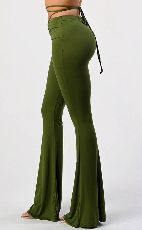 Mid rise flare pants with wrap around string Estilo Muñeca